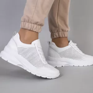 Белые женские кроссовки из натуральной кожи с перфорацией s9007-01