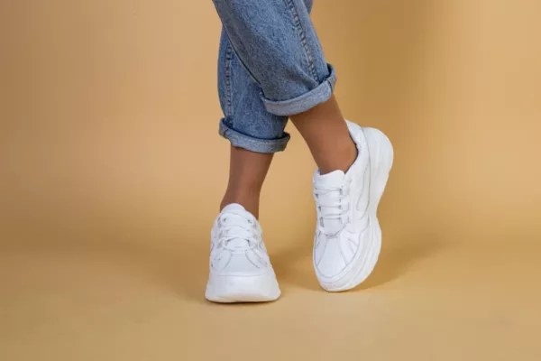 Белые женские кроссовки из натуральной кожи s5249-2 02